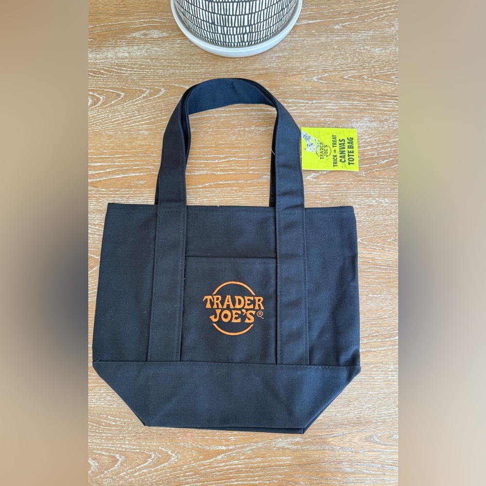 Trader Joe‘s Mini Canvas Tote - Black 🖤 Halloween Collection
